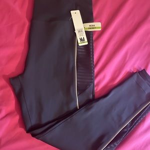 Nicole Miller Leggings New with Tags Size XL